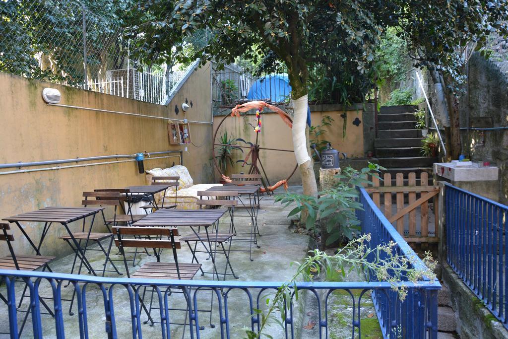Alma Porto Hostel Exterior foto
